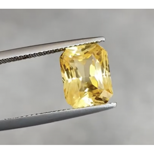Golden sales yellow sapphire