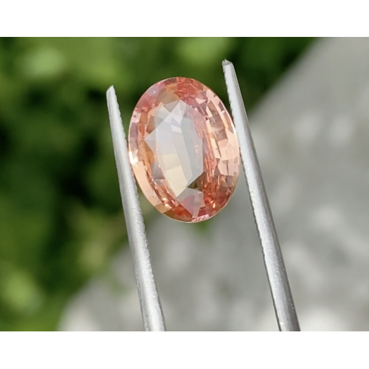 Oval 3.70 Ct Unheated Flawless Padparadscha Sapphire