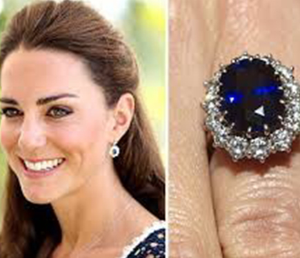 Ring decorated with Blue Sapphire