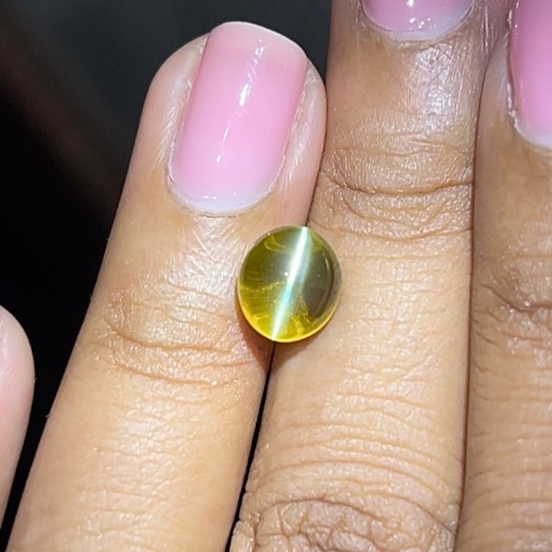 4.07 Ct Honey Color Chrysoberyl Cat's Eye Of Sri Lankan Origin