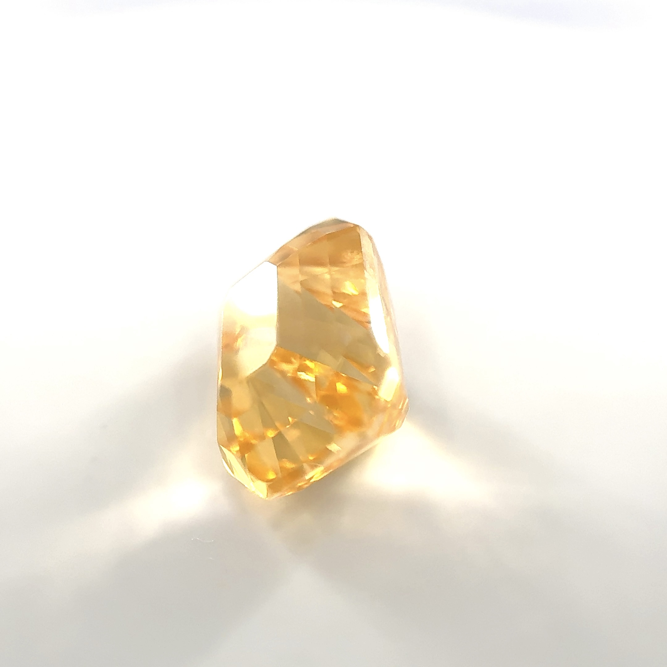Octagon 5.05 Ct UNHEATED Golden Yellow Sapphire of Sri Lankan Origin