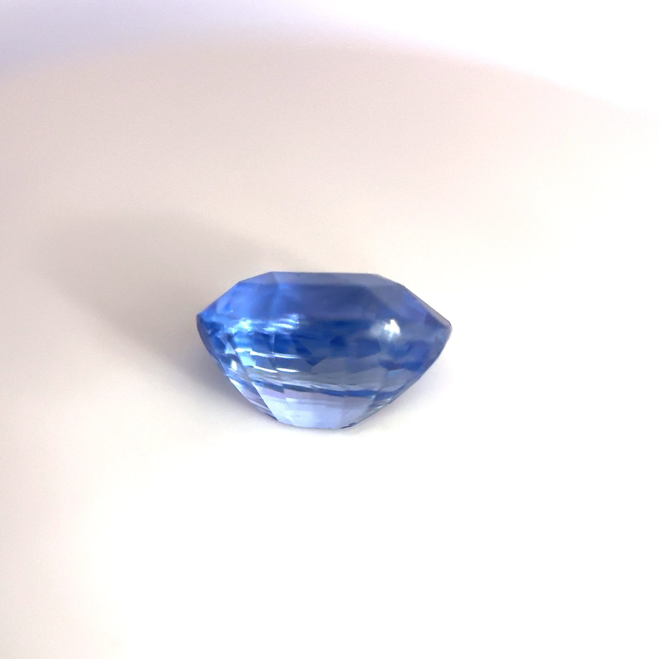 Oval 3.59 Ct UNHEATED Blue Sapphire of Sri Lankan Origin